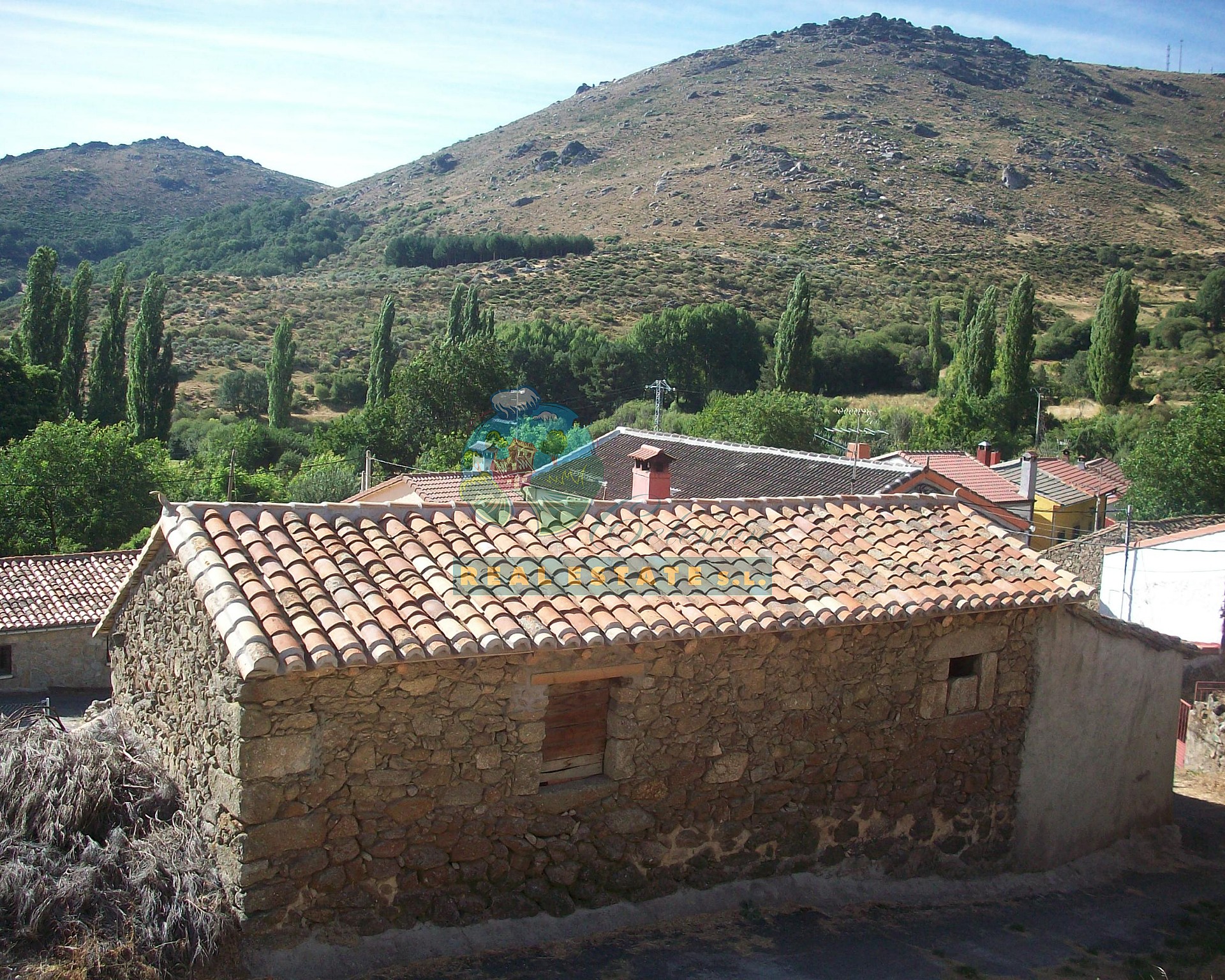 Casa pueblo restaurada en Sierra de Gredos.