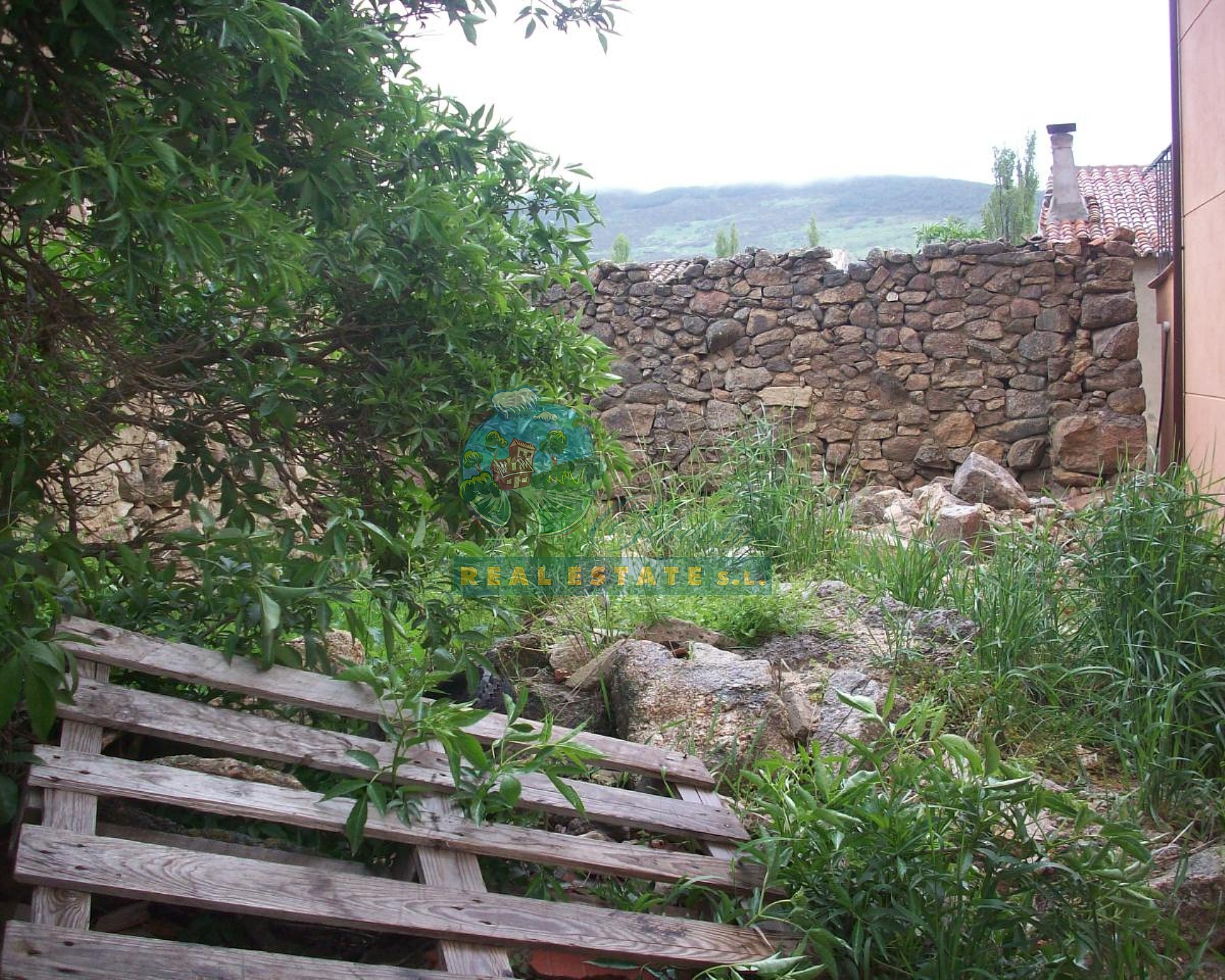Casa de pueblo para rehabilitar en Sierra de Gredos.
