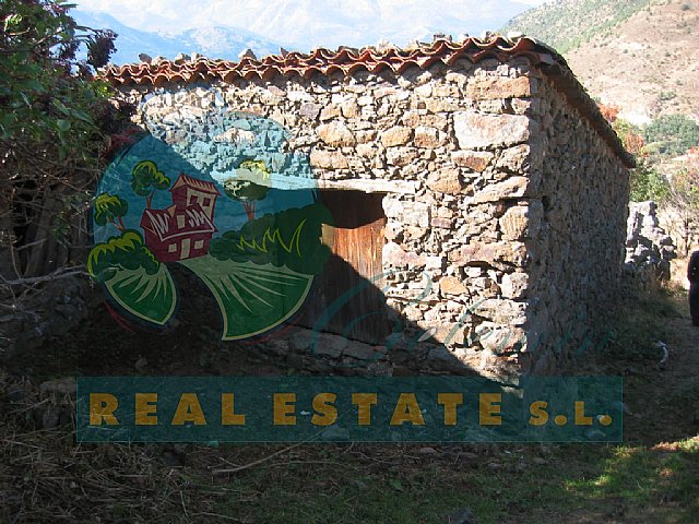 Cuadra con vistas y terreno en Sierra de Gredos.