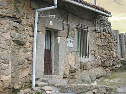 Casa habitable y cuadra en Sierra de Gredos.
