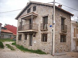 Fully license guest house in Sierra de Gredos.