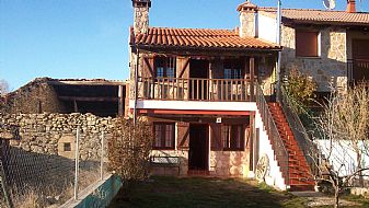 Restored house in Sierra de Gredos.