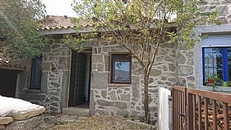 Terraced house with garden & views in Sierra de Gredos.